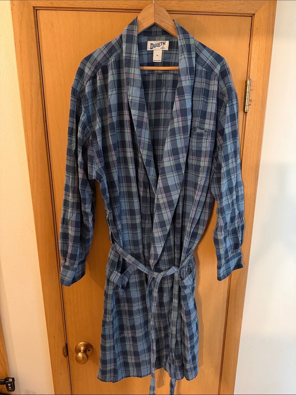 Duluth Company Men’s Free Swingin Flannel Plaid Robe Cotton Blue Size XL